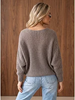 Dámsky oversize sveter so zberaným predným dielom Fango FashionStreet MY2645 Dámsky oversize sveter so zberaným predným dielom Fango FashionStreet MY2645