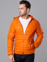 Oranžová pánska prešívaná bunda s kapucňou (HM112-22)