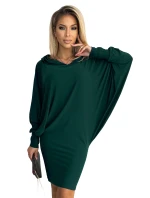 Dámske netopierie šaty vo fľaškovo zelenej farbe s kapucňou 400-1