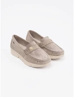 Praktické dámske mokasíny Ciemnobeżowy bez podpätku
