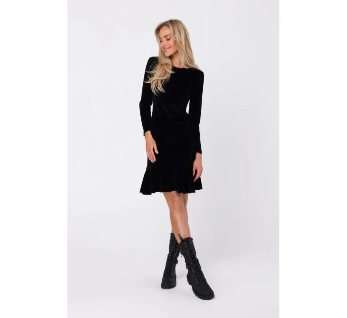 M765 Šaty s volánovým lemom - čierne M765 Šaty s volánovým lemom - čierne