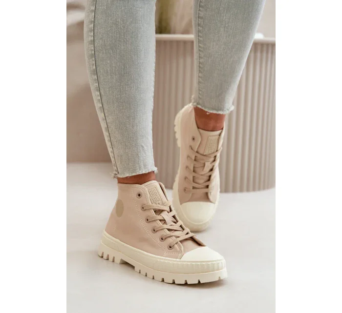 Tenisky model 199915 Krok vo veľkom štýle Tenisky model 199915 Krok vo veľkom štýle