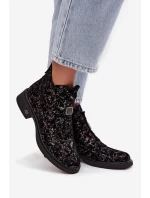 Dámske členkové topánky z pravého semišu na nízkom podpätku - čierno-hnedé D&A Dámske členkové topánky z pravého semišu na nízkom podpätku - čierno-hnedé D&A
