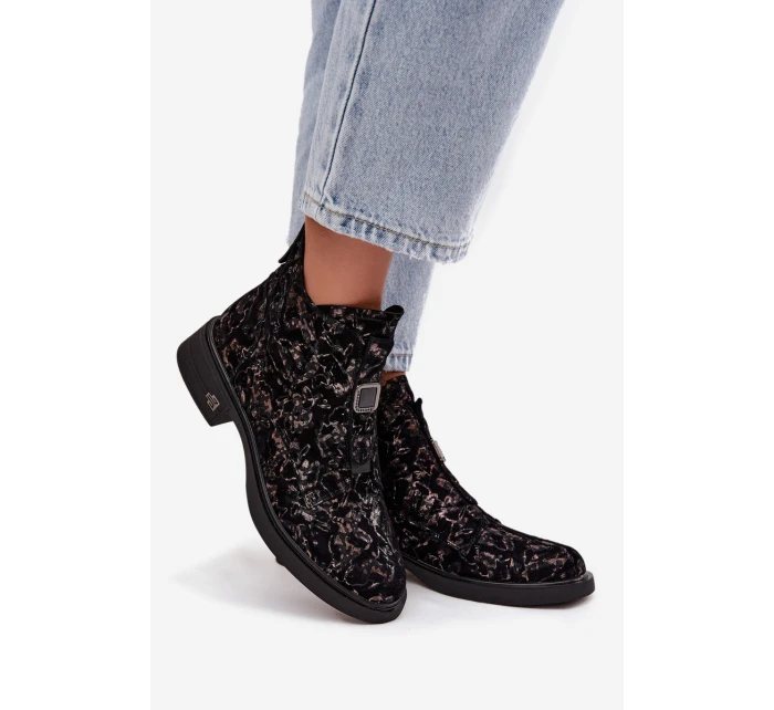 Dámske členkové topánky z pravého semišu na nízkom podpätku - čierno-hnedé D&A Dámske členkové topánky z pravého semišu na nízkom podpätku - čierno-hnedé D&A