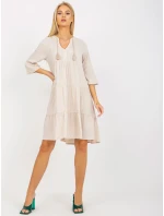 Šaty model 17408037 světle béžové - FPrice Šaty model 17408037 světle béžové - FPrice