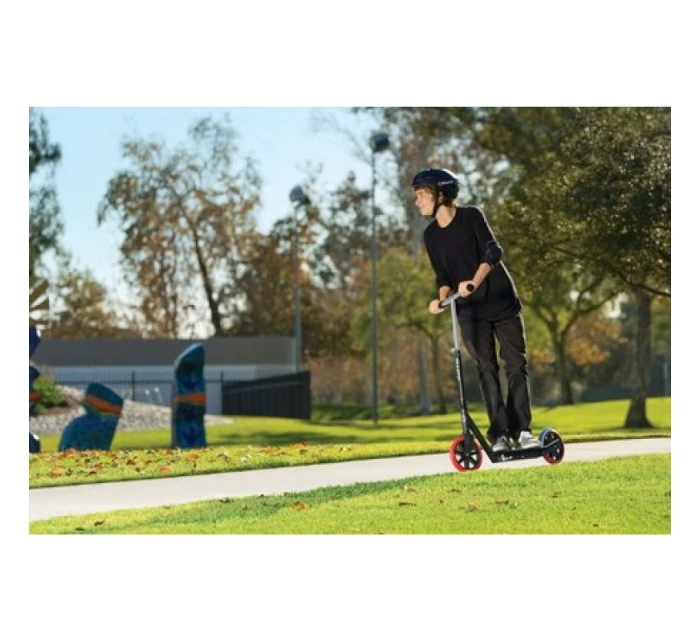 Koloběžka Carbon Lux model 21148354 černá - Razor