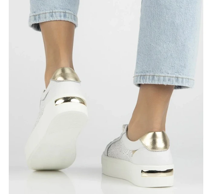 Biele kožené topánky na platforme Filippo DP7668/26 Biele kožené topánky na platforme Filippo DP7668/26