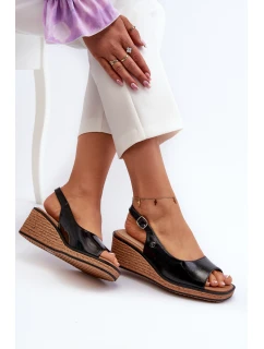 Dámské lakované sandály na platformě model 21657324 Černé - SERGIO LEONE