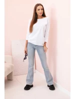 Dámska blúzka s lodičkovým výstrihom biela