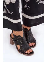 Sandále na podpätku model 211365 Vykročte štýlovo