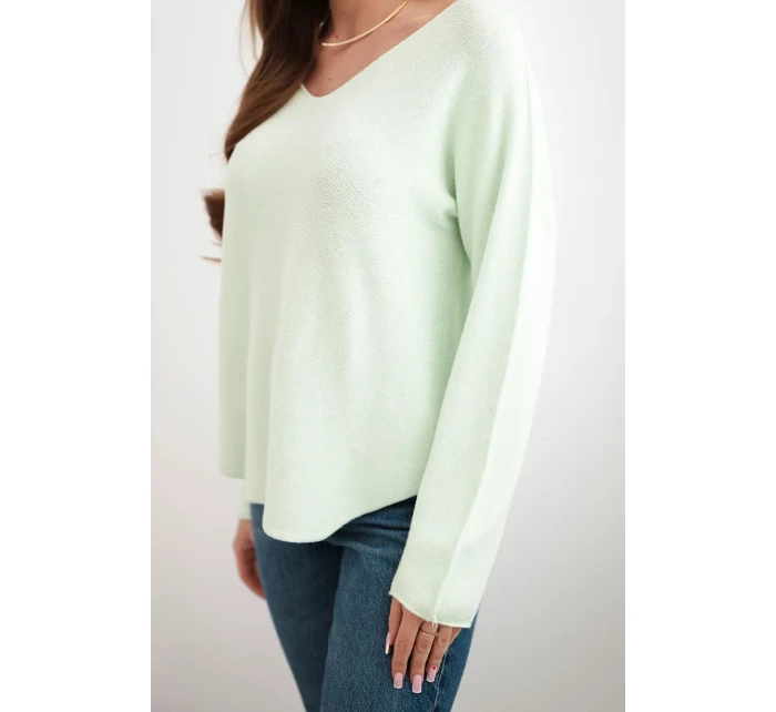 Dámský svetr z viskózy s výstřihem do V světle mátová
