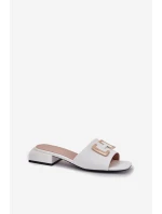 Elegantní Dámské Pantofle Na Se Zlatým Detalem  Bílé model 21697740 - VINCEZA