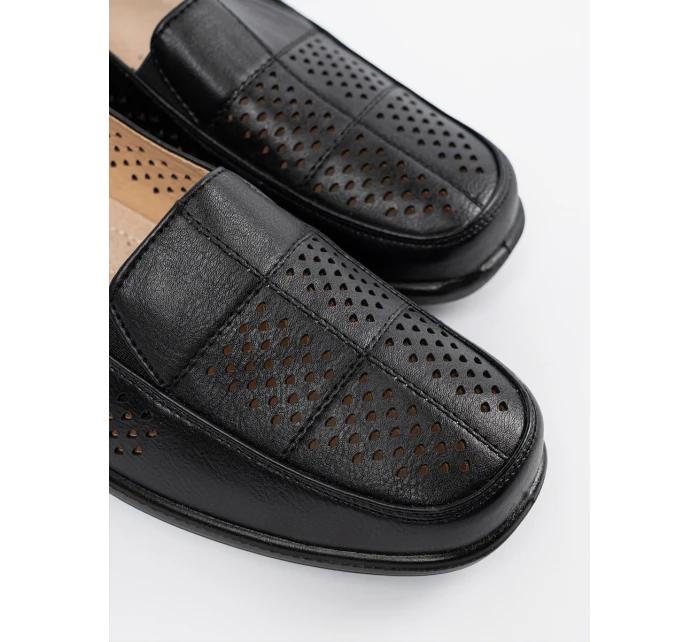 Štýlové dámske čierne topánky na platforme Štýlové dámske čierne topánky na platforme