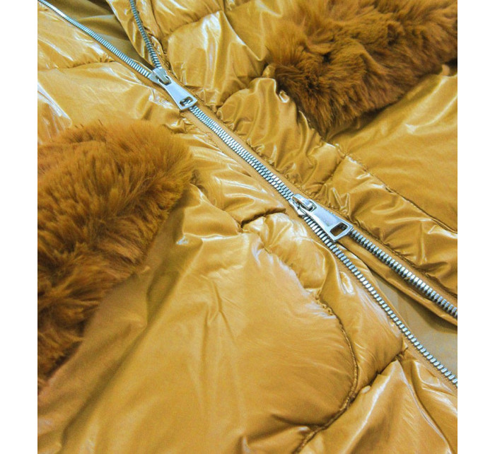 Prešívaná dámska zimná bunda v zlatej farbe (f180)