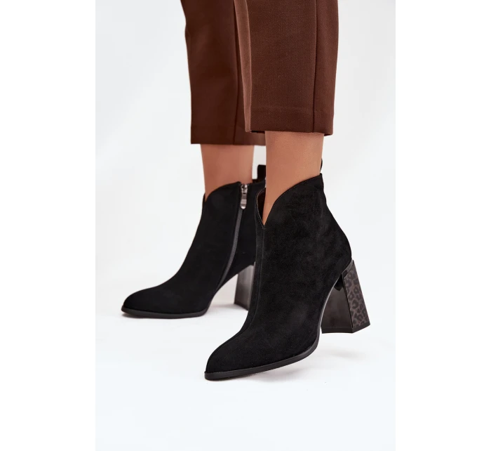 Kožené semišové dámské kotníkové boty na podpatku s Černé model 21711901 - Boto