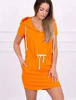 Šaty s kapucňou oranžovej