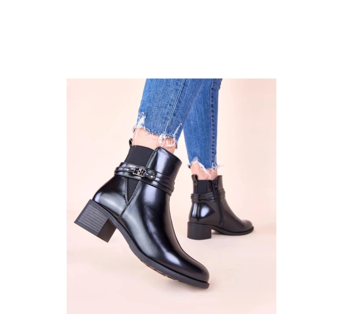 Topánky na podpätku model 222370 Solea