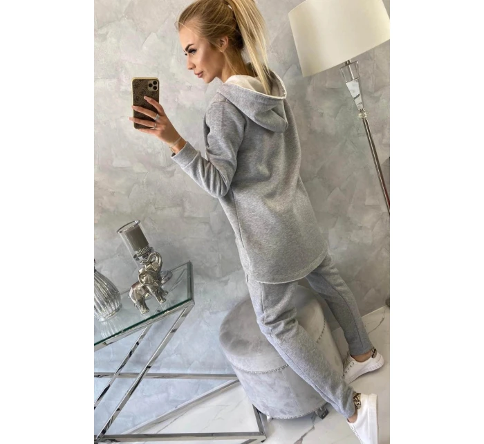 Šedá souprava kalhot model 21755628 - K-Fashion Šedá souprava kalhot model 21755628 - K-Fashion