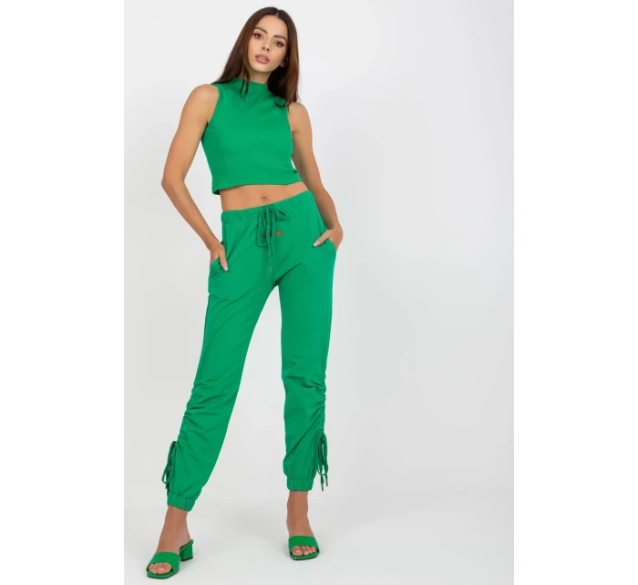 Teplákové nohavice model 167081 Relevantnosť