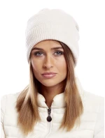 Dámská čepice AT CZ model 17338657 světle béžová - FPrice Dámská čepice AT CZ model 17338657 světle béžová - FPrice