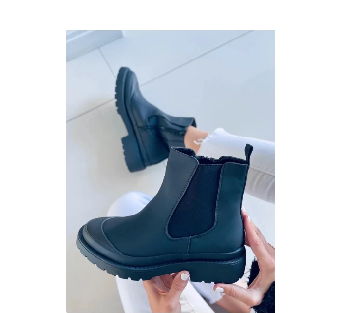 Dámské kotníkové boty model 19368069 Černá Kayla - Inello