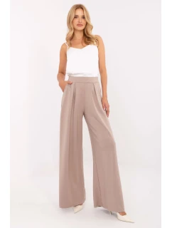 Tepláky model 217048 Relevantnosť