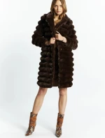 Dámsky kabát prešívaný COT0590-017 Tmavo hnedý - Monnari