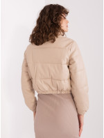 Béžová krátka zimná bunda s prešívaním