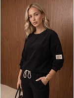 Komplet damski bluza i spodnie jogger czarny model 22371811 - FashionStreet Komplet damski bluza i spodnie jogger czarny model 22371811 - FashionStreet