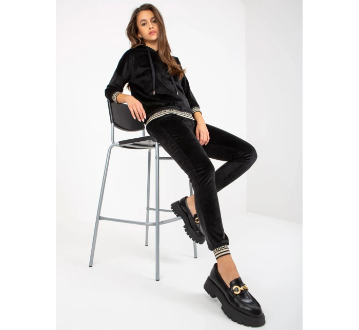 Súprava RV KMPL 8286.40 čierna Súprava RV KMPL 8286.40 čierna