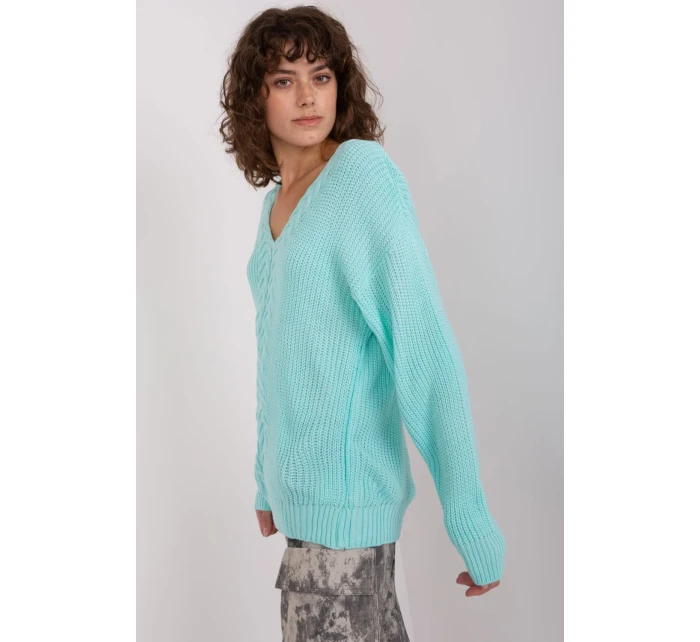 Model svetra 191415 Badu