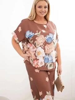 Dámsky set s blúzkou a nohavicami s kvetinovým vzorom a širokými nohavicami v hnedej farbe