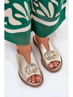 Kožené Sandály Na Plochém Podpatku S Ozdobou model 21686752 Zlaté - Laura Messi