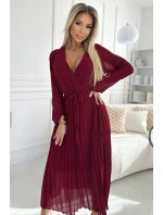 537-1 Plisované šifónové šaty s výstrihom, dlhými rukávmi a viazaným opaskom - Bordeaux 537-1 Plisované šifónové šaty s výstrihom, dlhými rukávmi a viazaným opaskom - Bordeaux