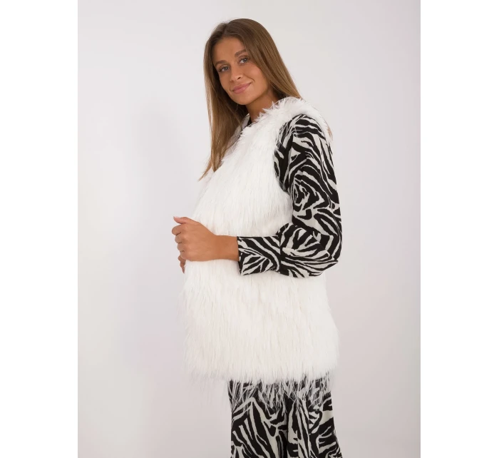 Kamizelka AT KZ ecru model 20479710 - FPrice Kamizelka AT KZ ecru model 20479710 - FPrice