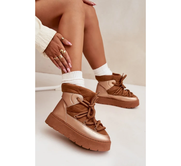 Nízké dámské sněhule s kožíškem a šněrováním Camel model 21705646 - Boto Nízké dámské sněhule s kožíškem a šněrováním Camel model 21705646 - Boto