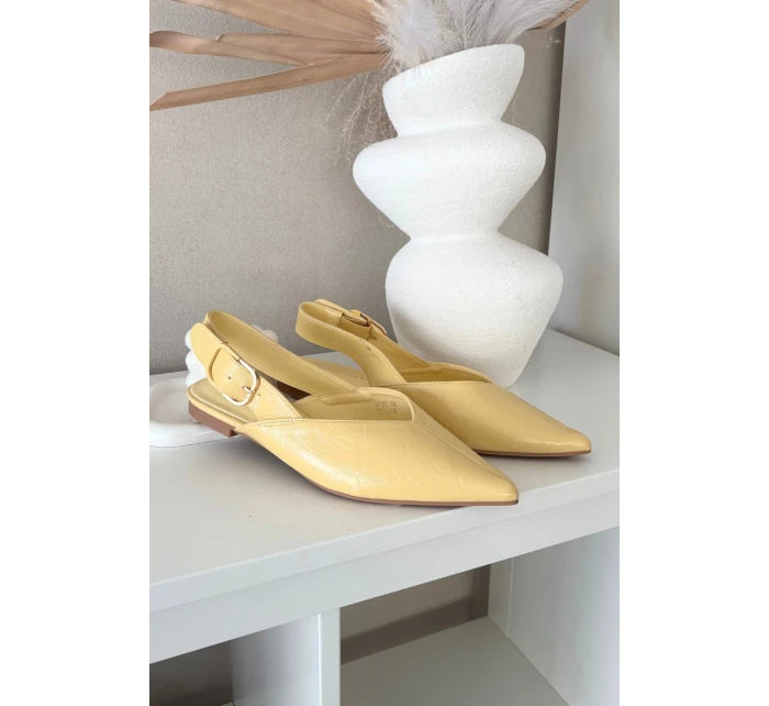 Lakované baleríny s přezkou Žluté model 21834846 - Boto