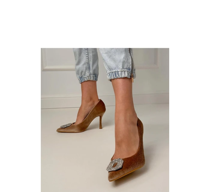 Lodičky na podpätku model 217661 Solea