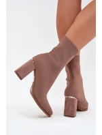 Topánky na podpätku model 217512 Krok vo veľkom štýle