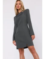 Šaty s prošíváním khaki barva model 18863477 - Moe Šaty s prošíváním khaki barva model 18863477 - Moe