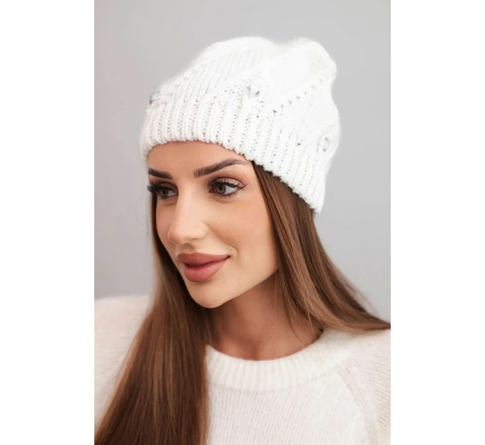 Dámska zimná vlnená čiapka s ozdobnými kryštálmi K461 biela