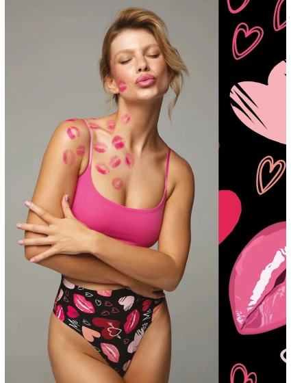 Dámske tangá Kiss Me String Maxi Black Mix - Julimex