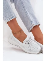 Dámske topánky na platforme 56C2101 White - Artiker Dámske topánky na platforme 56C2101 White - Artiker
