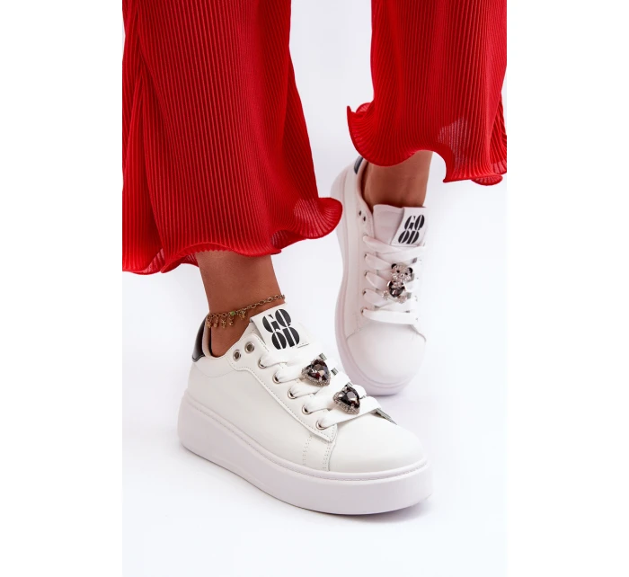 Dámské boty na platformě s ozdobami bílé model 21659166 - Boto