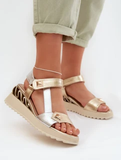 Model topánok na klinoch 225201 Krok v štýle