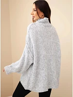 Dámský oversize svetr s příměsí model 22391388 rolákem a širokými rukávy šedý - K-Fashion