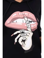 Šaty s delšími zády a barevným potiskem černé