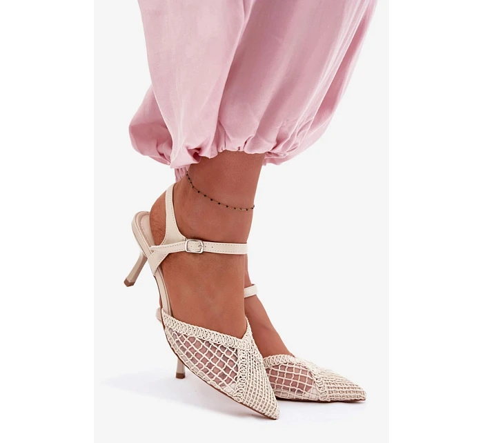 Sandále na podpätku model 226509 Vykročte štýlovo