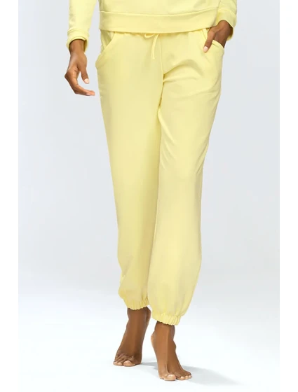 Dkaren Venezia farba:žltá