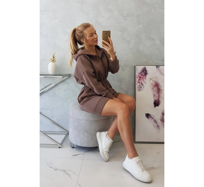 Zateplené šaty s kapucňou mocca